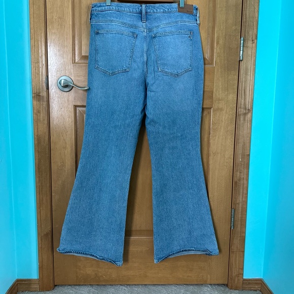 Madewell “The Perfect Vintage Flare” in like new condition. - Picture 3 of 4